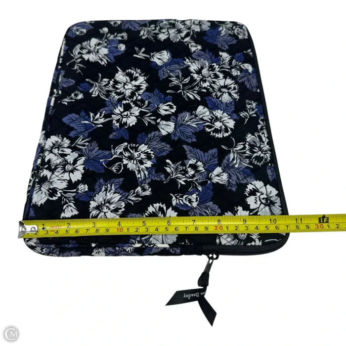Quilted Laptop Bag By Vera Bradley, Size: Medium